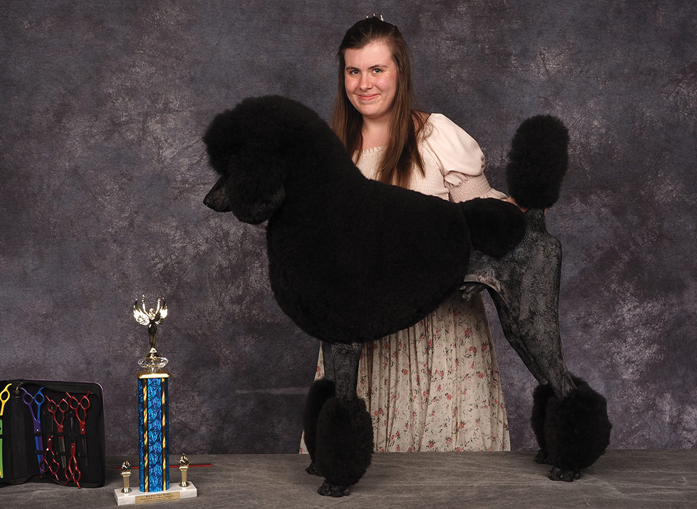 Olivia Hunter's Northwest 2025 Grooming Show Best First Timer contest photo