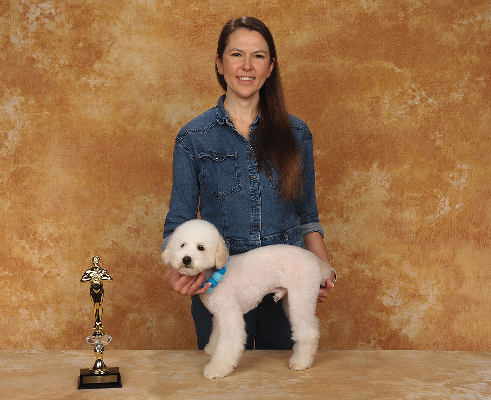 Natasha Gold's Groom Expo West 2026 Second Place contest photo