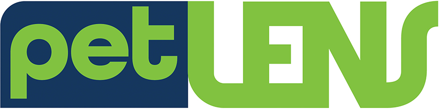 The logo for "pet LENS" featuring green lettering on a dark blue background.